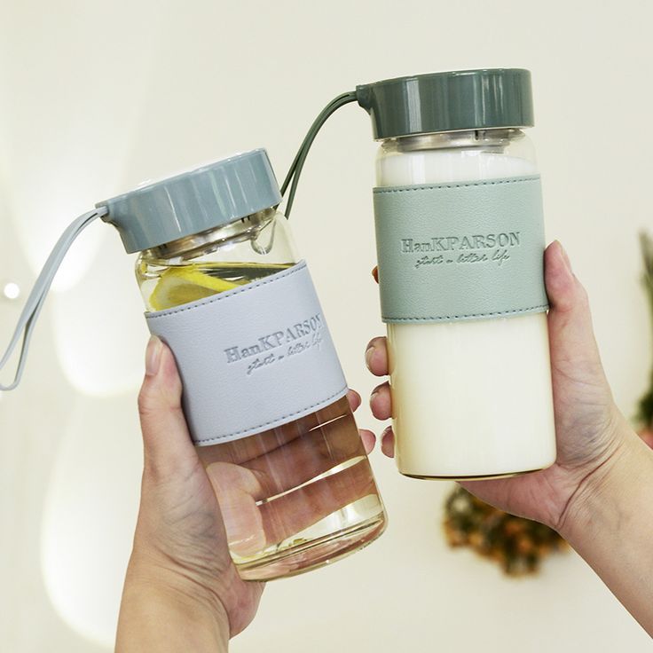 Fashion style water bottle with sleek modern design