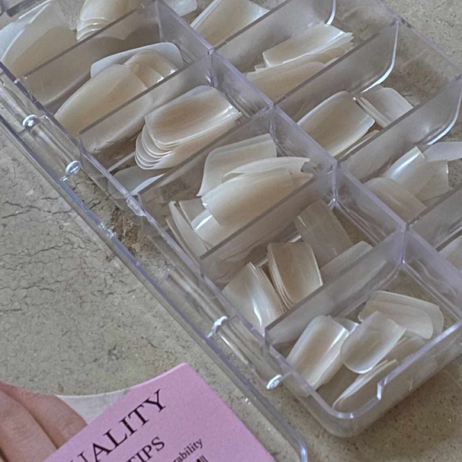 White square nails packaging view